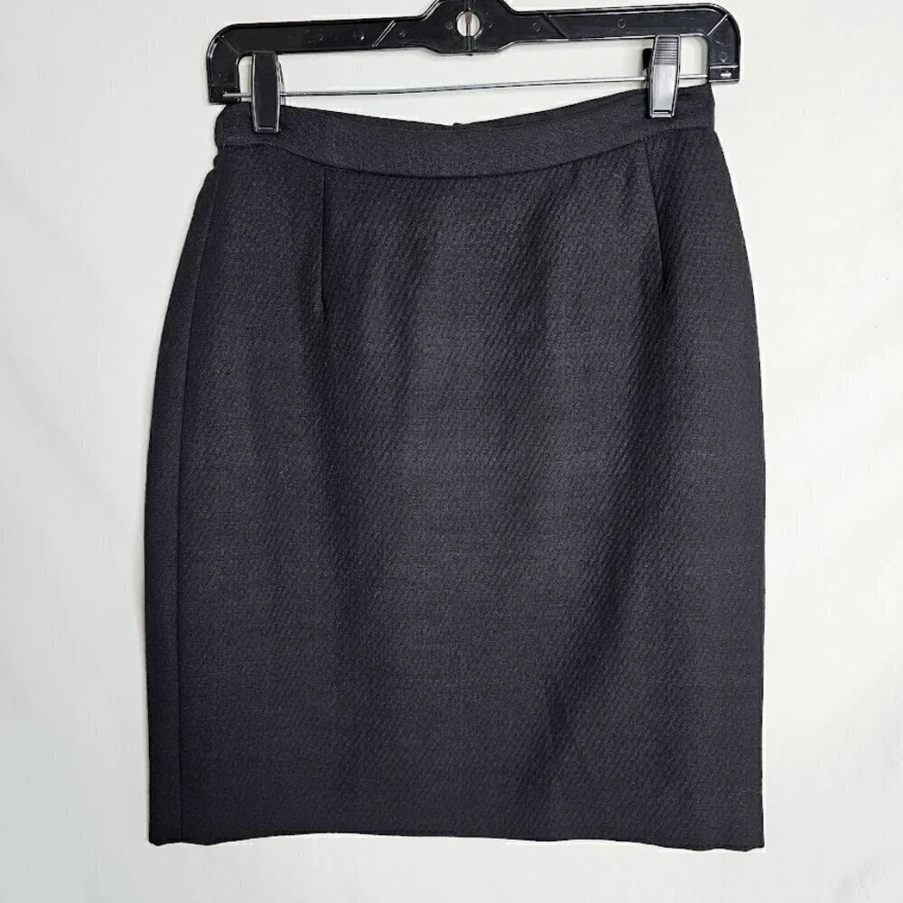 Vintage CALVIN KLEIN 100% Wool Skirt size 6 BLACK Preppy Twee Pencil Straight